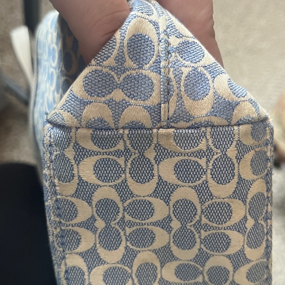 Coach Chambray Signature C Ivory Python Embossed Leather Tote Bag - Picture 9 of 14